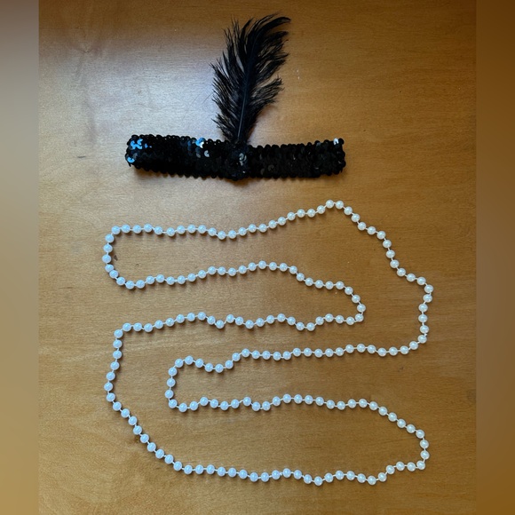 Flapper Costume - Picture 5 of 5